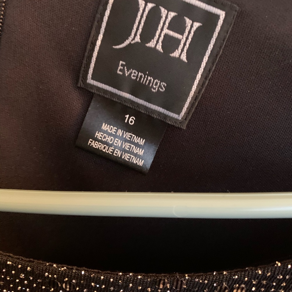 A black & silver dress